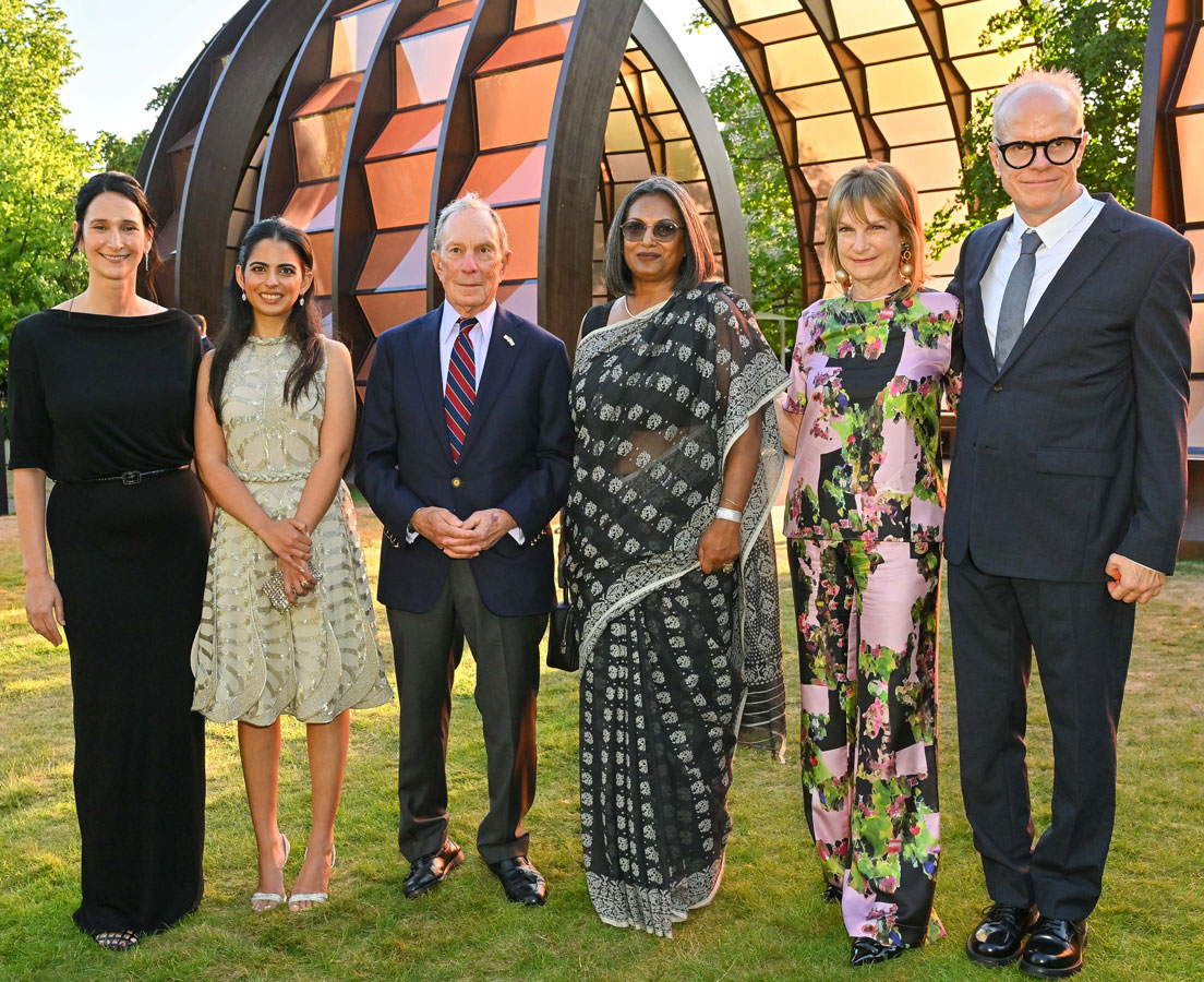 Bettina Korek, Isha Ambani,-Michael-Bloomberg,-Marina-Tabassum,-Patricia-Harris-and-Hans-Ulrich-Obrist