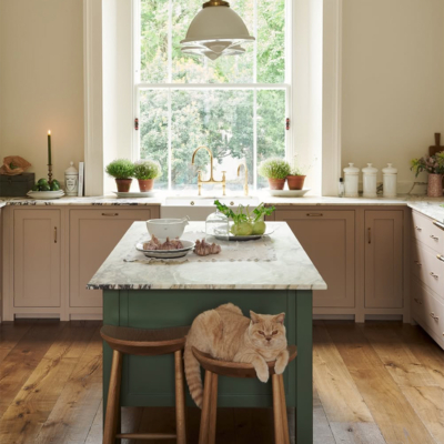 Free-Standing Islands To Open Up Your Kitchen