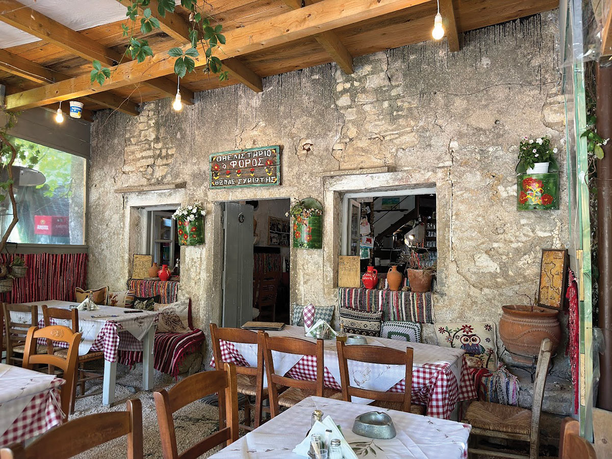 O FOROS, PALEO PERITHIA, CORFU, GREECE