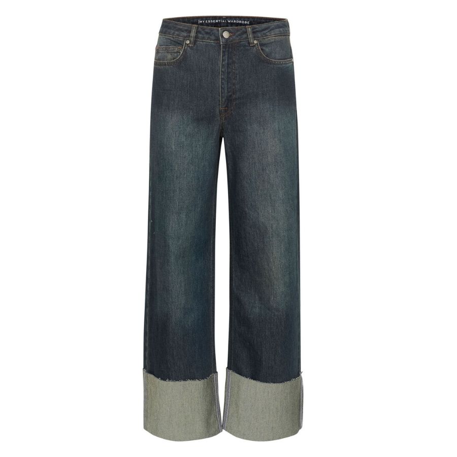 cuffed-jeans-My-Essential-Wardrobe