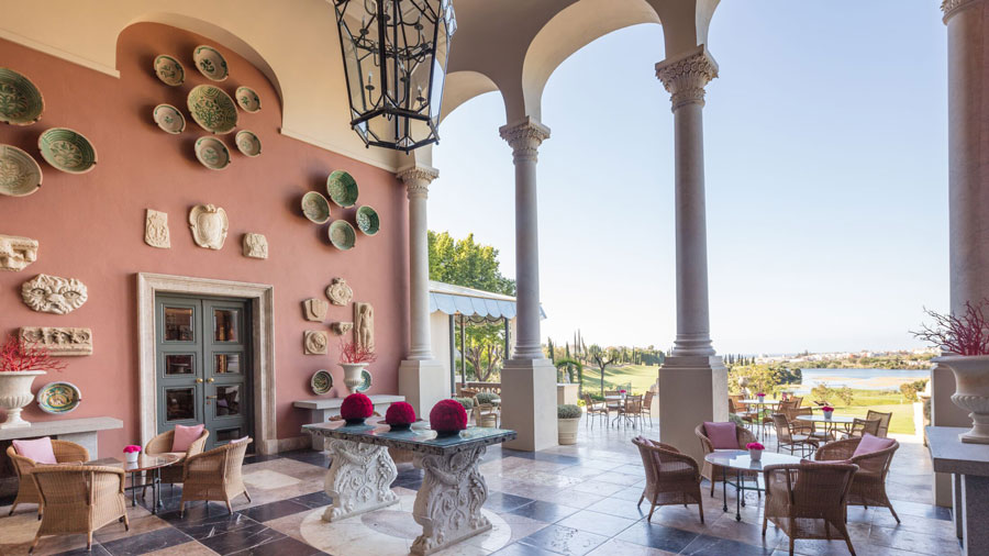 Anantara-Villa-Padierna-2024-La-Loggia-Restaurant-002-121668