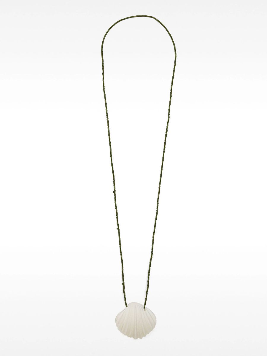 Shell-necklaces-trend-2
