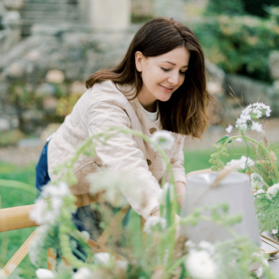 4 Expert Tablescaping Tips For The Perfect Dinner Party