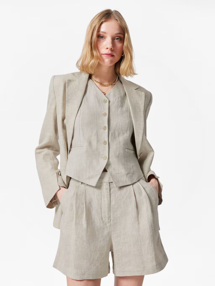 summer-buys-that-come-back-every-year-&-Other-Stories