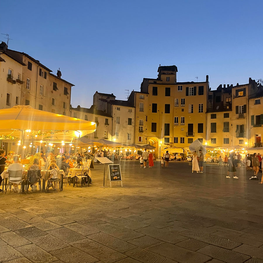 How To Spend A Perfect Weekend In Lucca, Italy