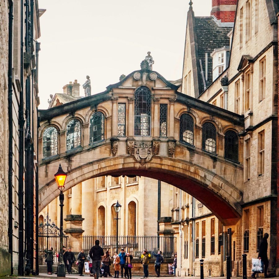 My Oxford Year: Your Lit Girl Guide To The City