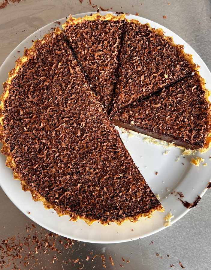 Chocolate-tart-full-pic