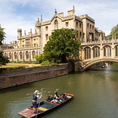 A Chic Guide To Cambridge