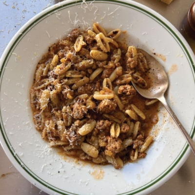 A 5 Step Recipe For Sausage, Fennel And Lentil Ragù With Pasta