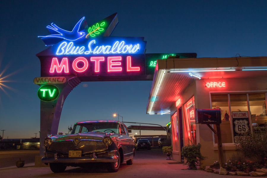 Blue-Swallow-Motel-©courtesy-of-Blue-Swallow-Motel