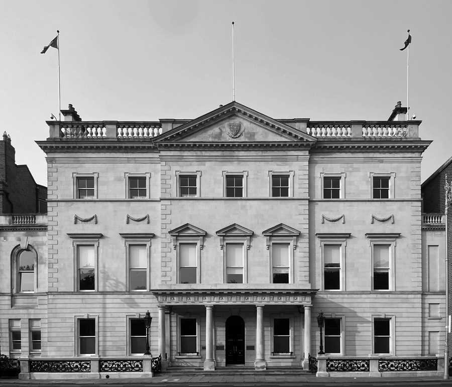 Iveagh-House,-80-81-St-Stephen's-Gn,-Dublin,-Guinness-arms-visible,-2025,-photo-Antonia-Hart
