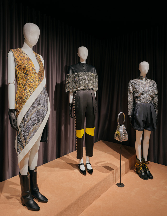 LV_ART_DECO_LA_BEAUTE_EN_VOYAGE_ROOM_CRUISE_2020_FROM_NICOLAS_GHESQUIERE