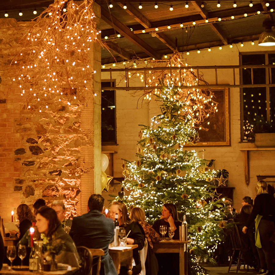 'Tis The Season: 6 Markets Around Ireland And Where To Stay