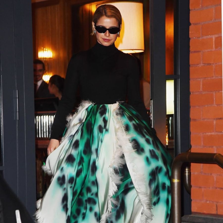 Jessie Buckley’s Red Carpet Dressing Rule Is Surprisingly Simple