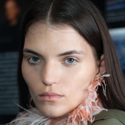 3 Easy Beauty Trends To Try Straight From The SS26 Runway