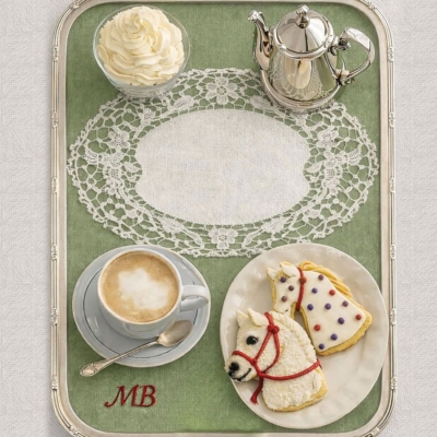 10 Beautiful Breakfast Trays To Brighten Up Your Morning
