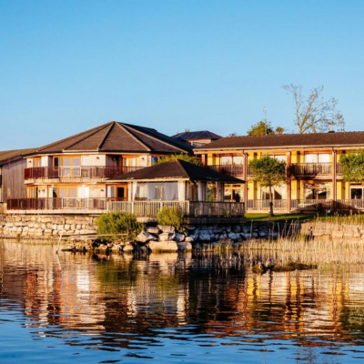 Win A Stay In A Refreshed Lakeview Suite At Wineport Lodge