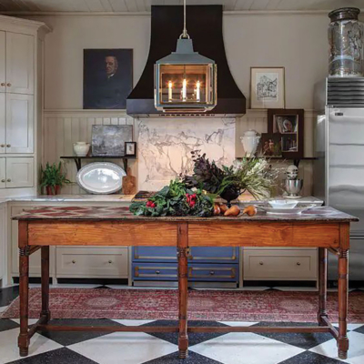 Antiques And Vintage Art To Adorn Your Home And Garden